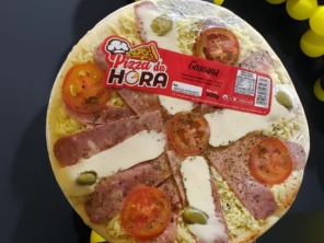 Foto de Pizza da Hora em Santa Cruz do Rio Pardo, SP por Solutudo