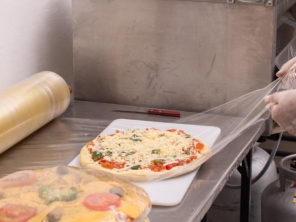Foto de Pizza da Hora em Santa Cruz do Rio Pardo, SP por Solutudo