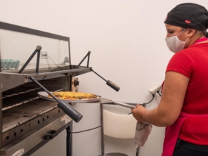Foto de Pizza da Hora em Santa Cruz do Rio Pardo, SP por Solutudo
