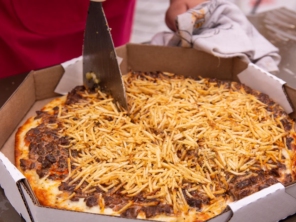 Foto de Pizza da Hora em Santa Cruz do Rio Pardo, SP por Solutudo