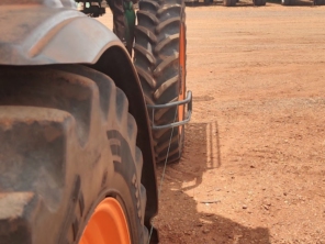 Foto de Agrícola Stabile em Pederneiras, SP por Solutudo