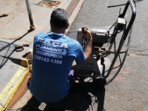 Foto de Caça Vazamentos e Desentupidora Bauru em Bauru, SP por Solutudo