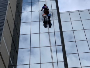 Foto de UpClean Limpeza Pós Obra em Botucatu, SP por Solutudo