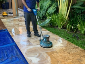 Foto de UpClean Limpeza Pós Obra em Botucatu, SP por Solutudo