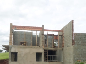 Foto de GW Construções em Botucatu, SP por Solutudo