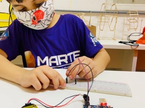 Foto de Escola Marte em Marília, SP por Solutudo