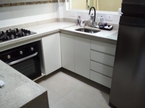 Foto de Frondeli móveis planejados (100% MDF) em São Paulo, SP por Solutudo