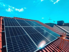 Foto de Power Energia Solar Engenharia em Trindade, GO por Solutudo