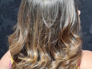 Foto de Keite Peres Cabelo & Arte em Jaú, SP por Solutudo