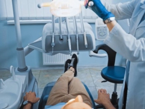 Foto de Dra. Isabela Ervolino - Cirurgiã Dentista - Comfil em Valparaíso, SP por Solutudo