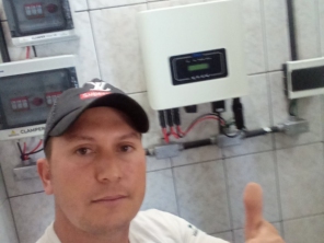 Foto de Denis Energia Solar em São Pedro do Turvo, SP por Solutudo