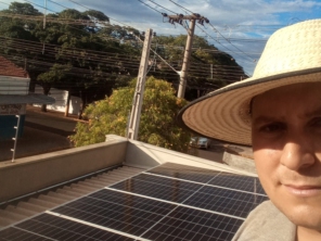 Foto de Denis Energia Solar em São Pedro do Turvo, SP por Solutudo