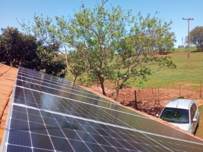 Foto de Denis Energia Solar em São Pedro do Turvo, SP por Solutudo