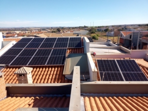 Foto de Denis Energia Solar em São Pedro do Turvo, SP por Solutudo