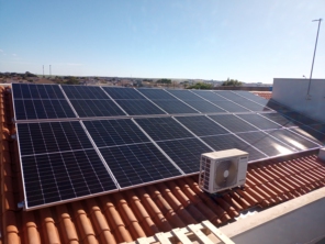 Foto de Denis Energia Solar em São Pedro do Turvo, SP por Solutudo