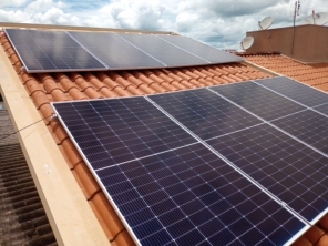 Foto de Denis Energia Solar em São Pedro do Turvo, SP por Solutudo
