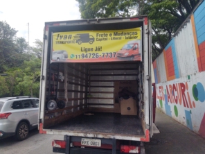 Foto de Ivan Transportes em São Paulo, SP por Solutudo