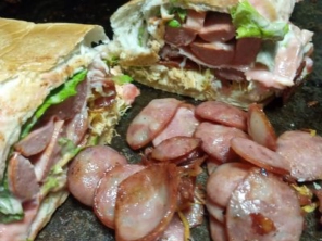 Foto de Hot Dog da Bia em Marília, SP por Solutudo
