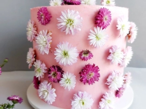 Foto de Que Seja Cake by Livia Peres - Confeitaria em Vila Velha, ES por Solutudo