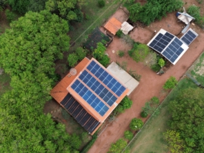 Foto de Solartopp Soluções Energéticas LTDA em Santa Cruz do Rio Pardo, SP por Solutudo