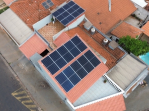 Foto de Solartopp Soluções Energéticas LTDA em Santa Cruz do Rio Pardo, SP por Solutudo