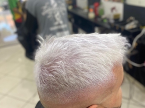 Foto de Barbearia Lenon em Botucatu, SP por Solutudo