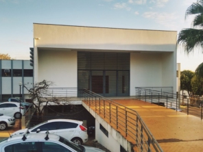 Foto de Tribunal de Justiça do Estado de São Paulo em Itápolis, SP por Solutudo