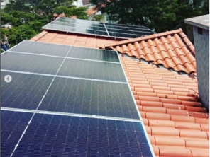 Foto de Hyper Energia Solar em Cotia, SP por Solutudo