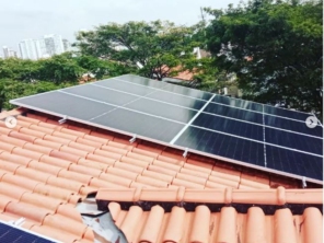 Foto de Hyper Energia Solar em Cotia, SP por Solutudo