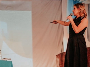 Foto de Elaine Priscila Fisioterapeuta em Ourinhos, SP por Solutudo