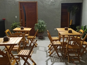 Foto de BALBÚRDIA LANCHES E HAMBURGUERES em Santa Cruz do Rio Pardo, SP por Solutudo