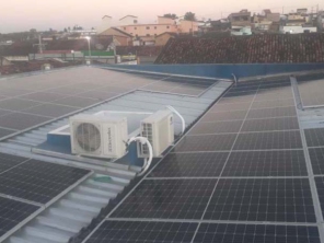 Foto de EngeSol Energia Solar em Caruaru, PE por Solutudo