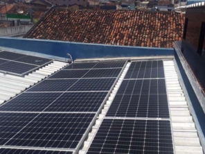 Foto de EngeSol Energia Solar em Caruaru, PE por Solutudo