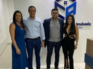 Foto de Cristiano Andrade Imóveis em Aracaju, SE por Solutudo