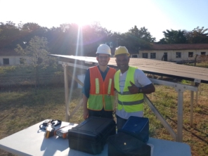 Foto de Studio Energy - Energia Solar em Poços de Caldas, MG por Solutudo