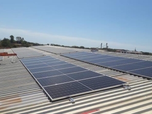 Foto de Studio Energy - Energia Solar em Poços de Caldas, MG por Solutudo