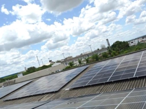 Foto de Studio Energy - Energia Solar em Poços de Caldas, MG por Solutudo