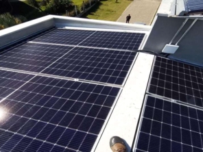 Foto de Studio Energy - Energia Solar em Poços de Caldas, MG por Solutudo