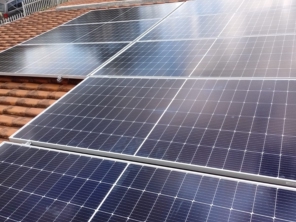 Foto de Studio Energy - Energia Solar em Poços de Caldas, MG por Solutudo
