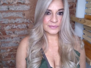 Foto de Débora Soares Hair em Bauru, SP por Solutudo