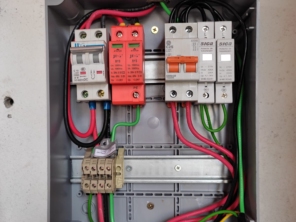 Foto de Minha Energia - Energia Solar e Segurança Eletrônica em Sarzedo, MG por Solutudo