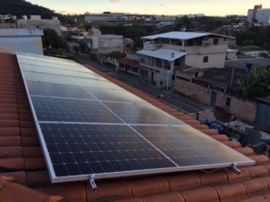 Foto de Voltaris Energia Solar em Nova Lima, MG por Solutudo