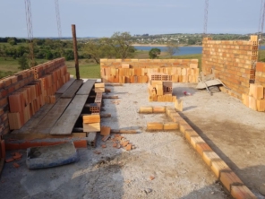 Foto de EA3 Arquitetura & Engenharia em Jundiaí, SP por Solutudo