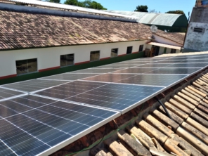 Foto de EcoSoLL Energia Solar em Porto Seguro, BA por Solutudo