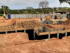 Foto de Avior Construtora em Santa Bárbara Resort Residence, SP por Solutudo