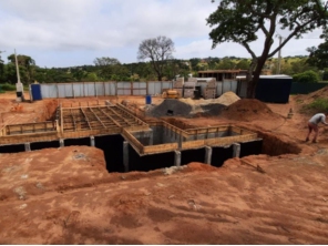 Foto de Avior Construtora em Santa Bárbara Resort Residence, SP por Solutudo