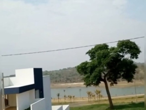 Foto de Avior Construtora em Santa Bárbara Resort Residence, SP por Solutudo