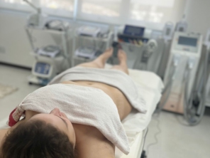 Foto de Simone D'Avila Esteticista em Bauru, SP por Solutudo
