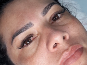 Foto de Rafaella Cruz Embelleze - Clínica de Estética em Itapaci, GO por Solutudo