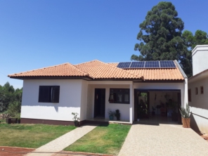 Foto de Cooperativa Bvolt de Energia Renováveis em Tuparendi, RS por Solutudo